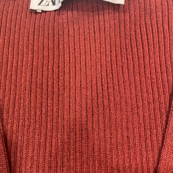 Zara tops - Picture 4 of 11